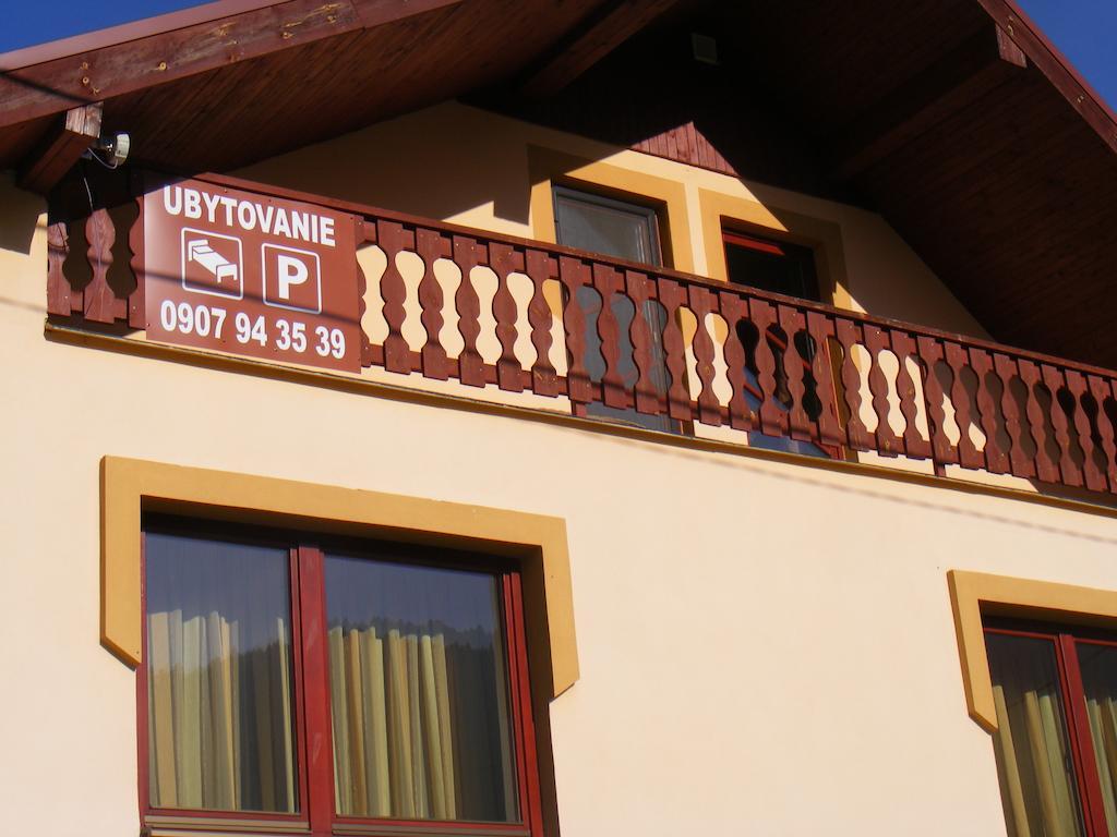 Ferienwohnung Domino Korytné Exterior foto
