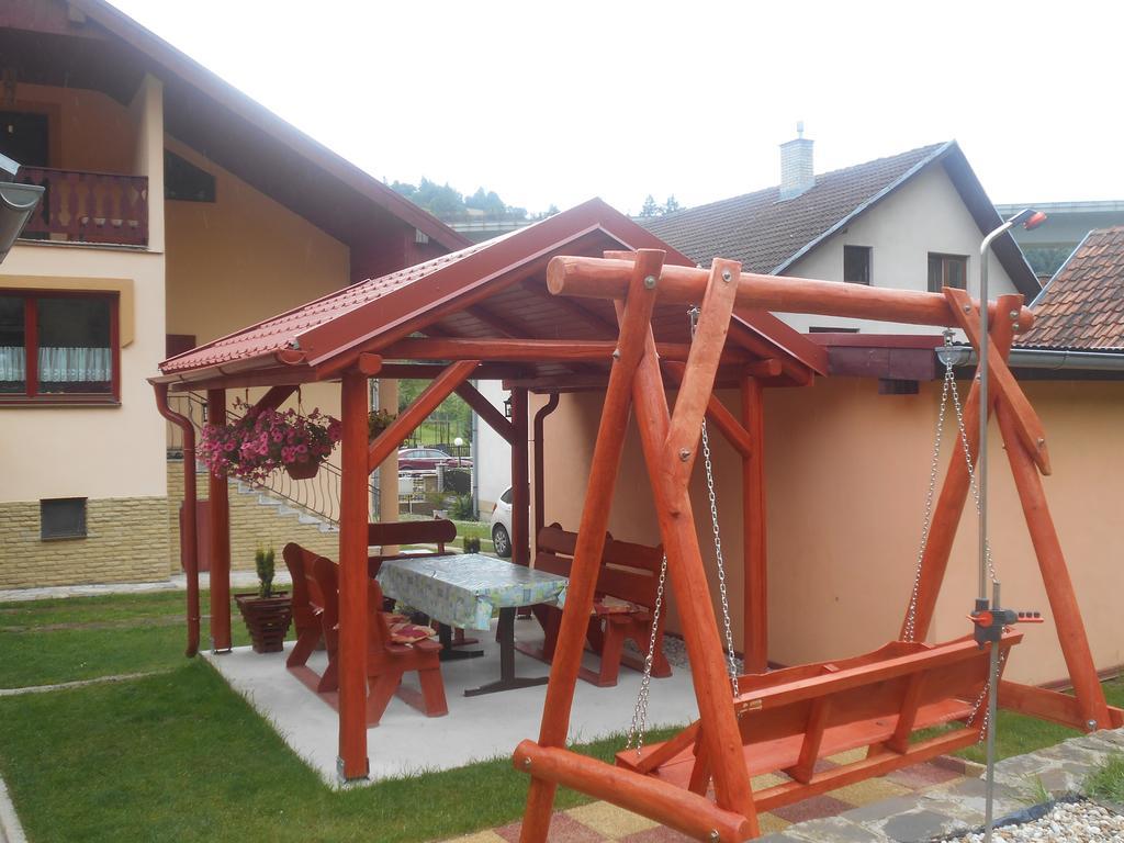 Ferienwohnung Domino Korytné Exterior foto