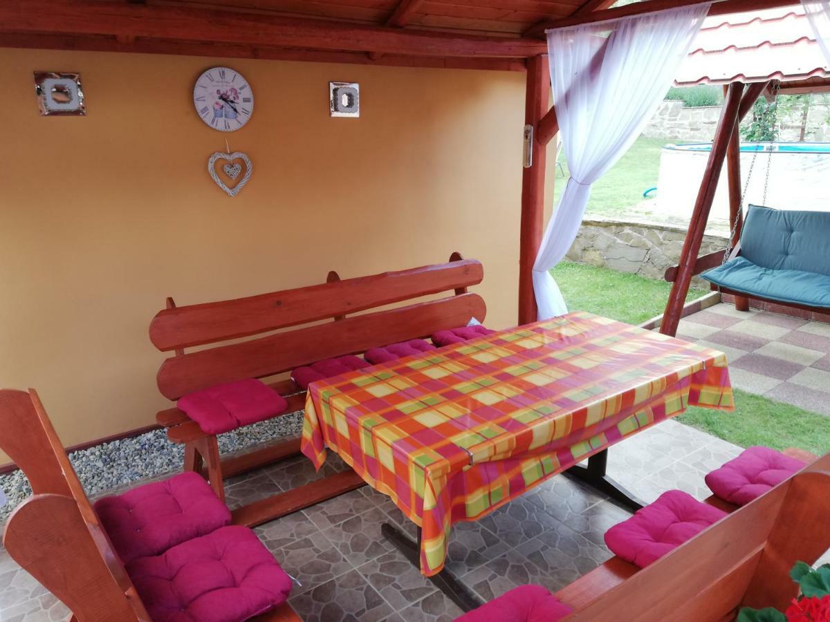 Ferienwohnung Domino Korytné Exterior foto